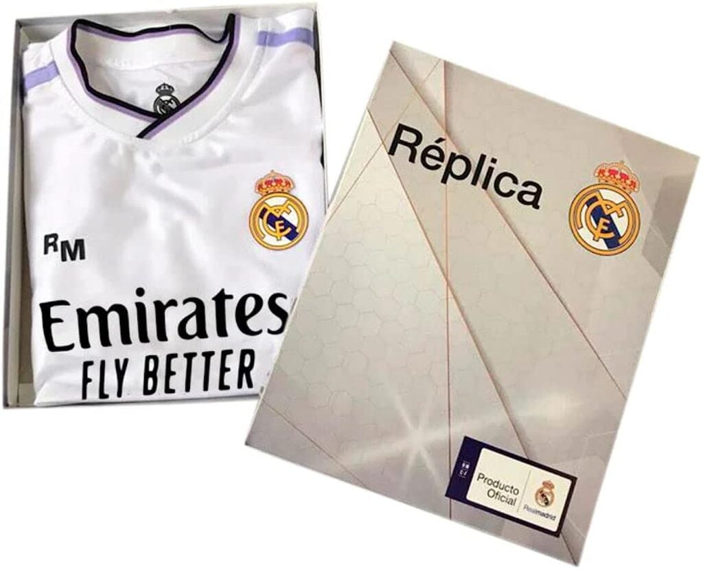 real madrid camiseta y pantalon vinicius primera equipacion temporada 2022 2023 junior replica oficial licenciada