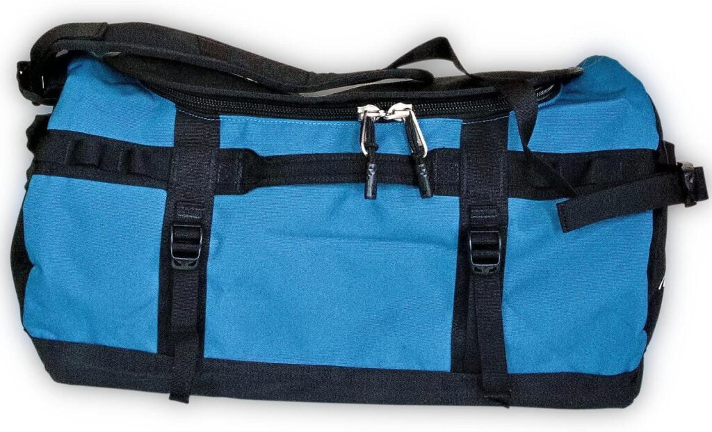 the north face gilman duffel bolsa de deporte duradera con correas de hombro mochila y asas de agarre lateral acolchadas negro amarillo