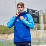 Estilos populares de chaquetas y chubasqueros para jugadores de fútbol 4 chaquetas y chubasqueros para futbol